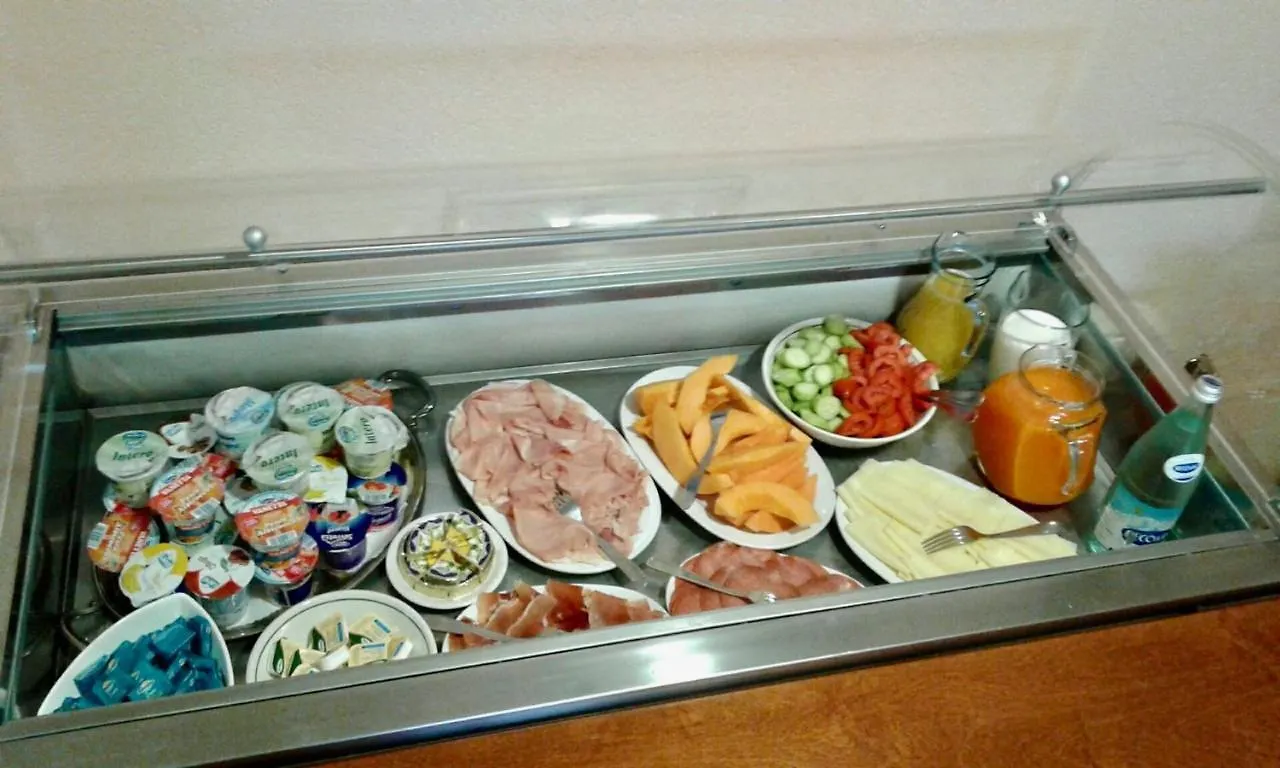 Hotel Alessandra Garda  Garda (Verona)