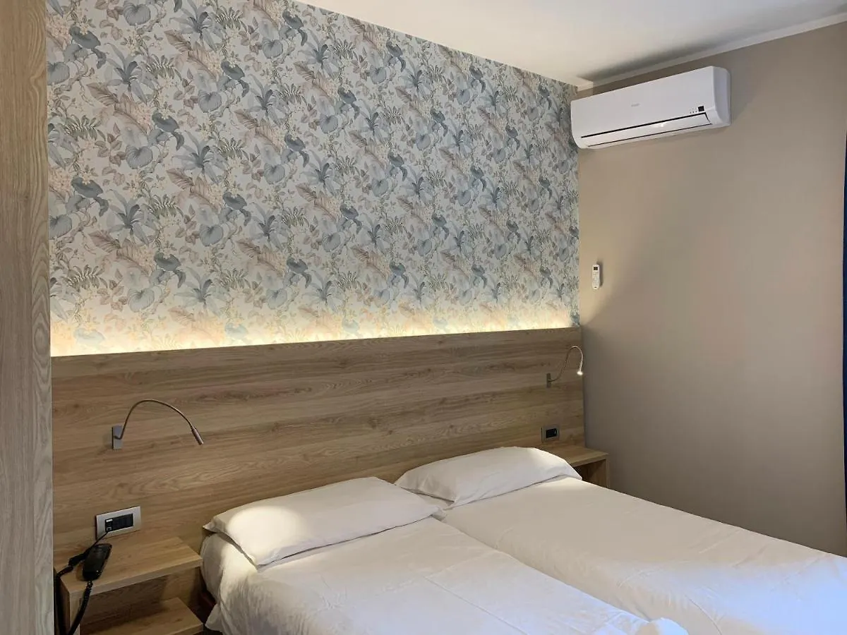 Hotel Alessandra Garda