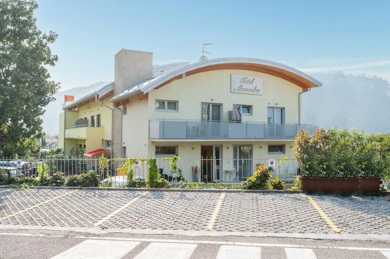 Hotel Alessandra Garda   Garda (Verona)