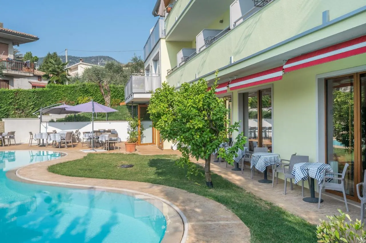 Hotel Alessandra Garda