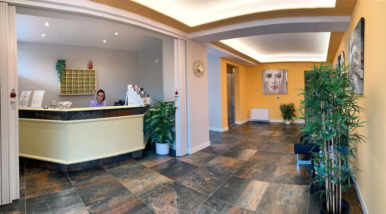 Hotel Alessandra Garda